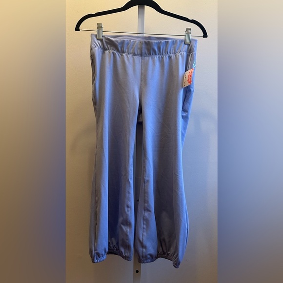 NWT FP Movement Let’s Bounce Cropped Pants S Cerulean Blue - Picture 3 of 6